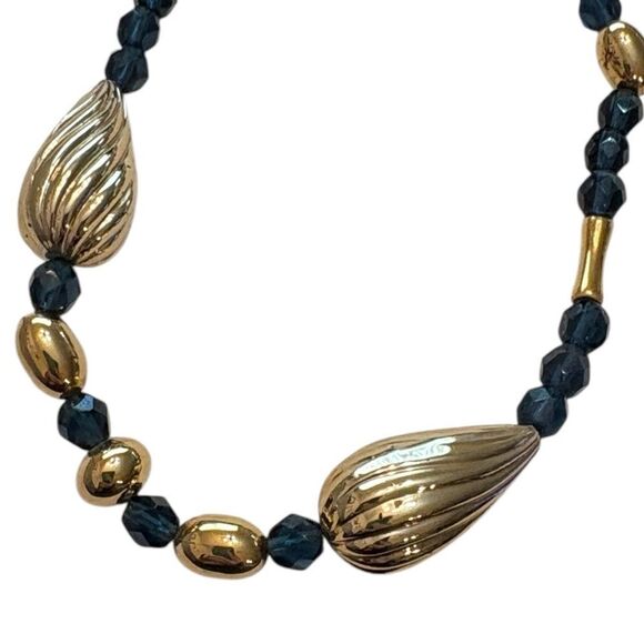 NAVY BLUE BEADED NECKLACE WITH GOLDTONE ACCENTS - Picture 5 of 5
